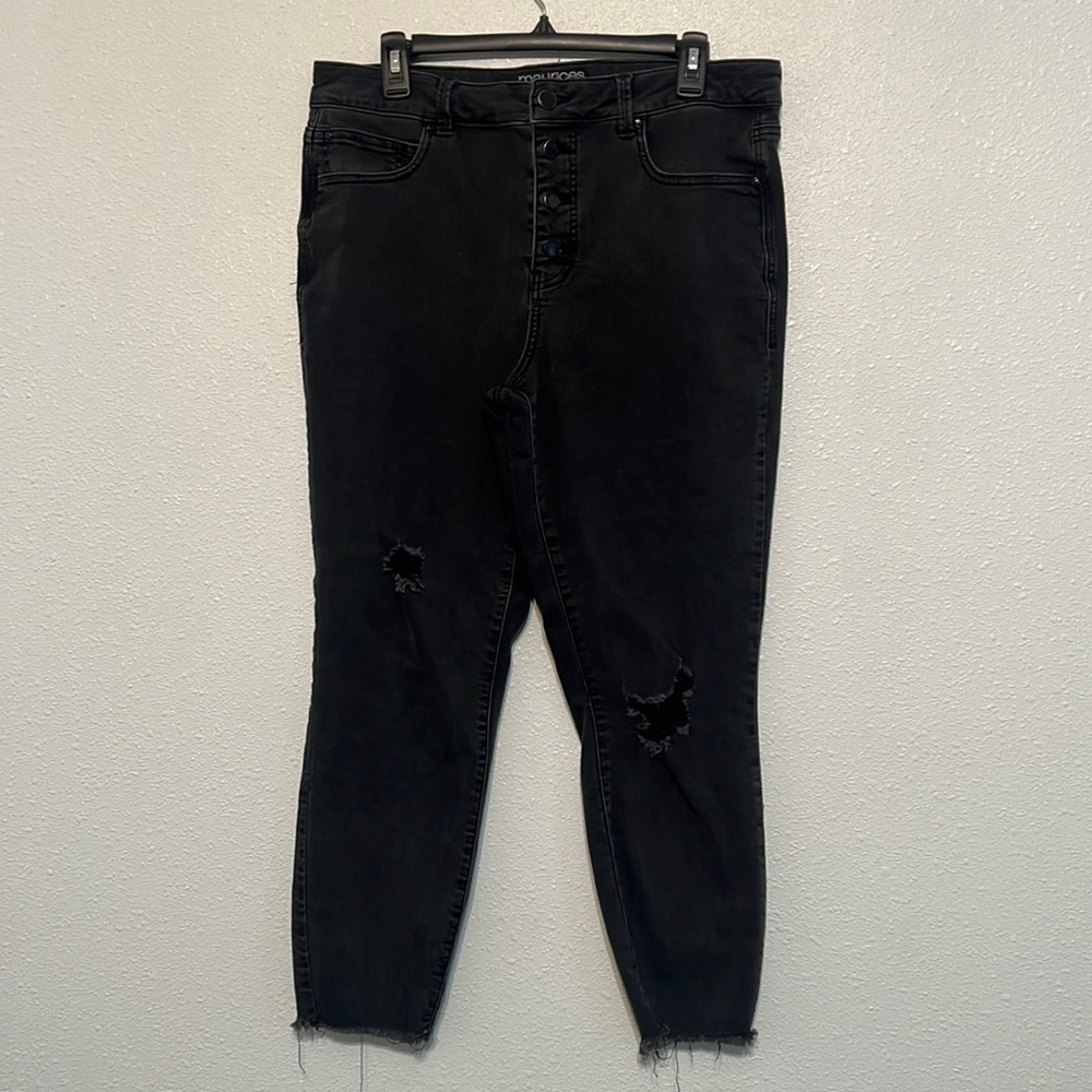 Maurices Everflex high-rise button Fly Jeans. Size 14 Short